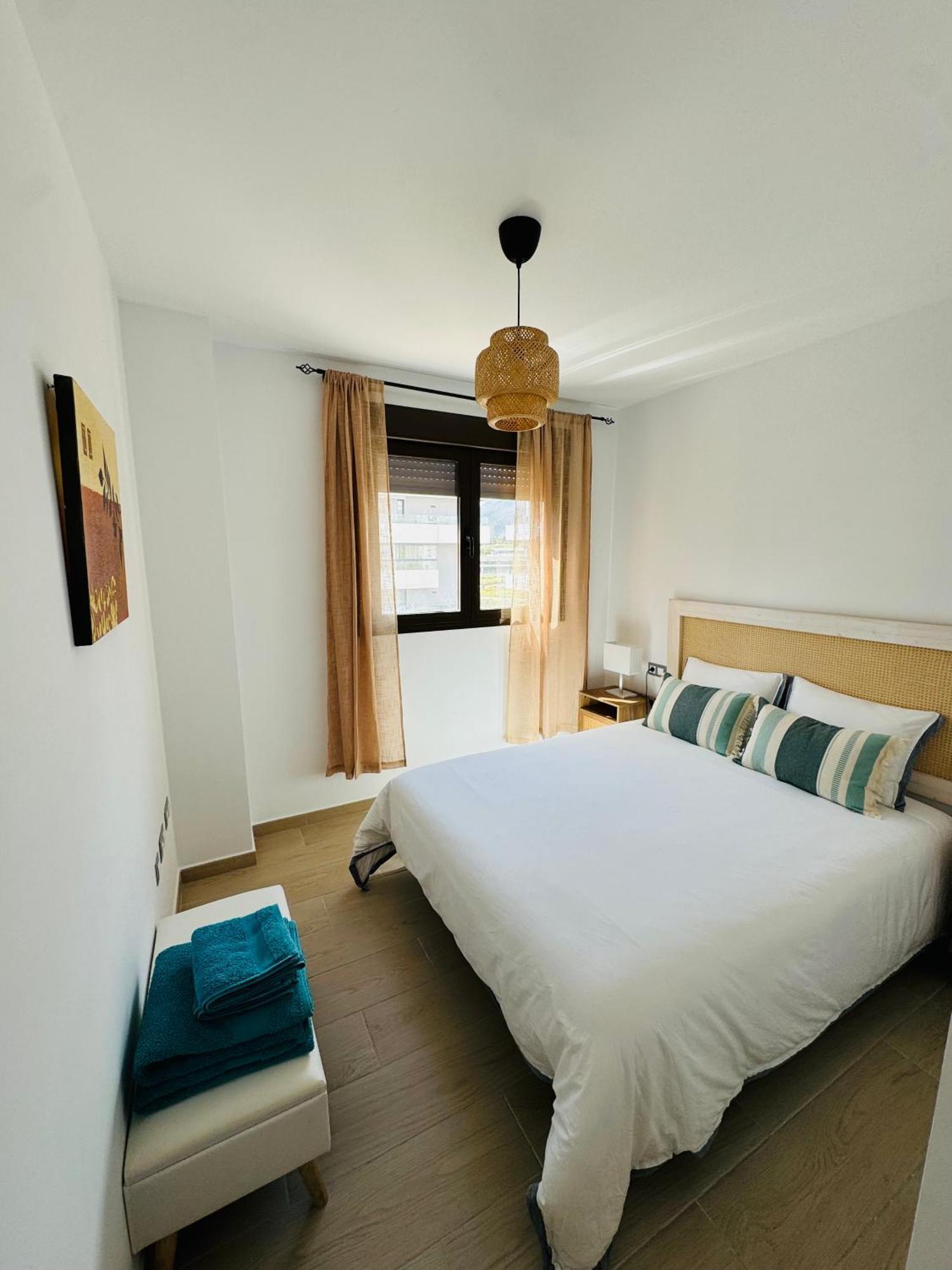 Parking Privado! Sol Y Mar Tu Hogar En La Costa Apartment Estepona Exterior photo